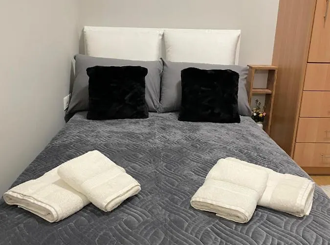 Apartamento Nemeapolis 2 *